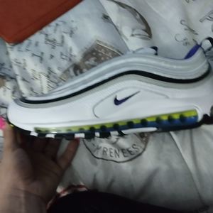 Left Nike shoe